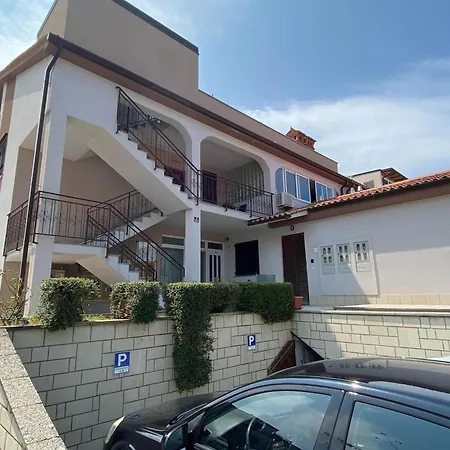 Apartma Maja Apartment *